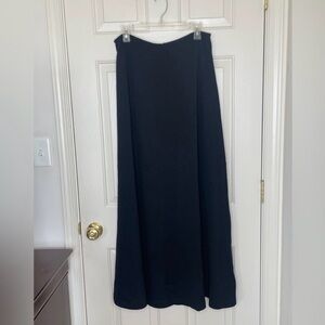 St. John Elegant Navy Maxi Skirt